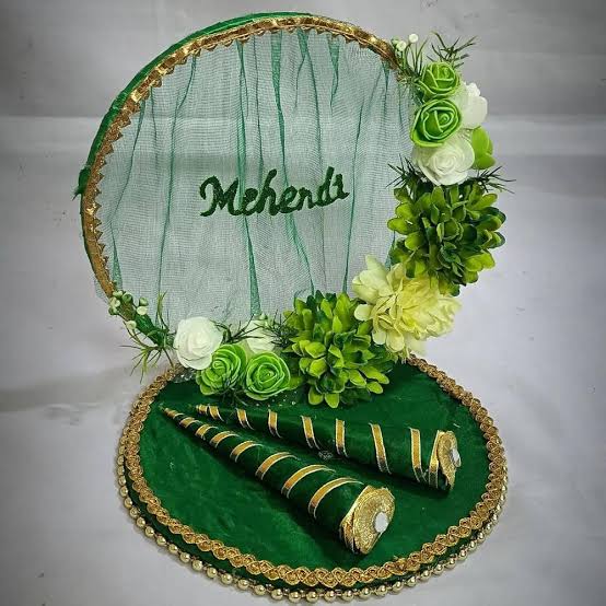 Elegant Green Mehendi Thali with Floral Touch