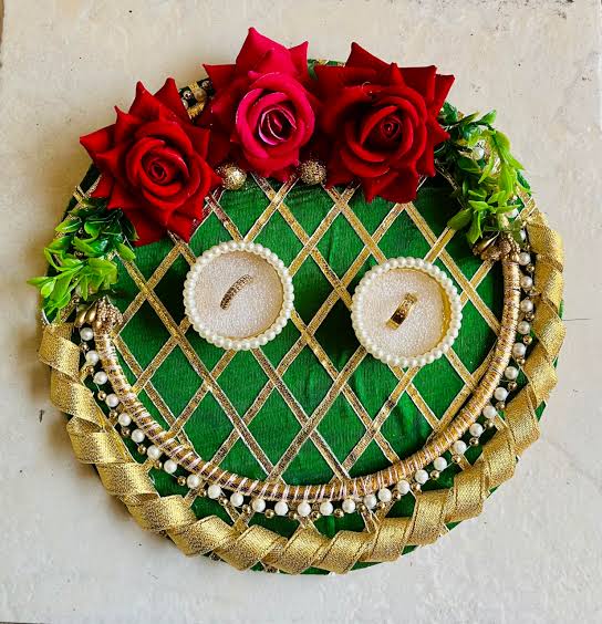 Traditional Green & Gold Ring Platter