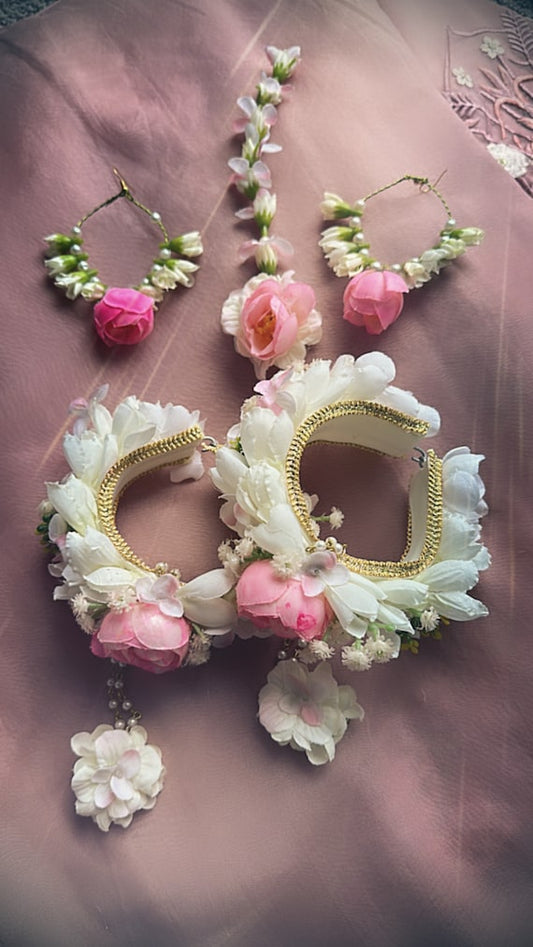 Soft Blush Pink & White Floral Jewelry Set